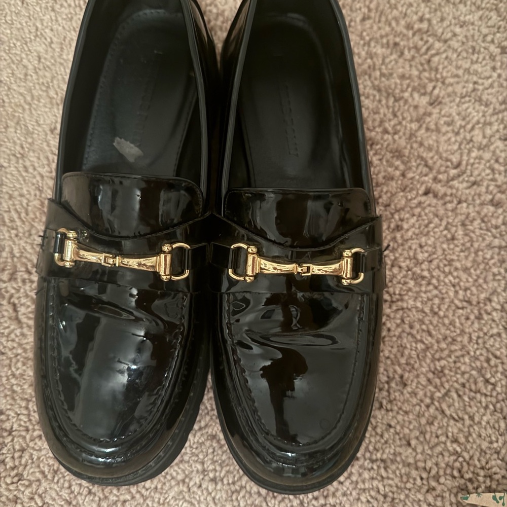 Princess Polly Shiny Black Loafers with Gold Accent - Picture 3 of 4